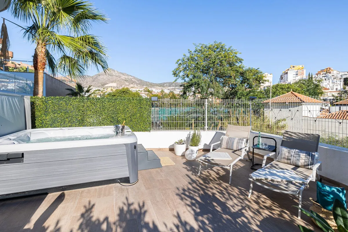 dbb710ec-9a7f-468e-8f18-4a8f67d5faab