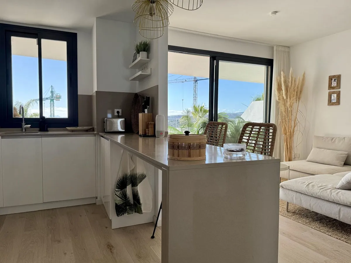 0683aed1-469d-4551-8152-4c902d977414