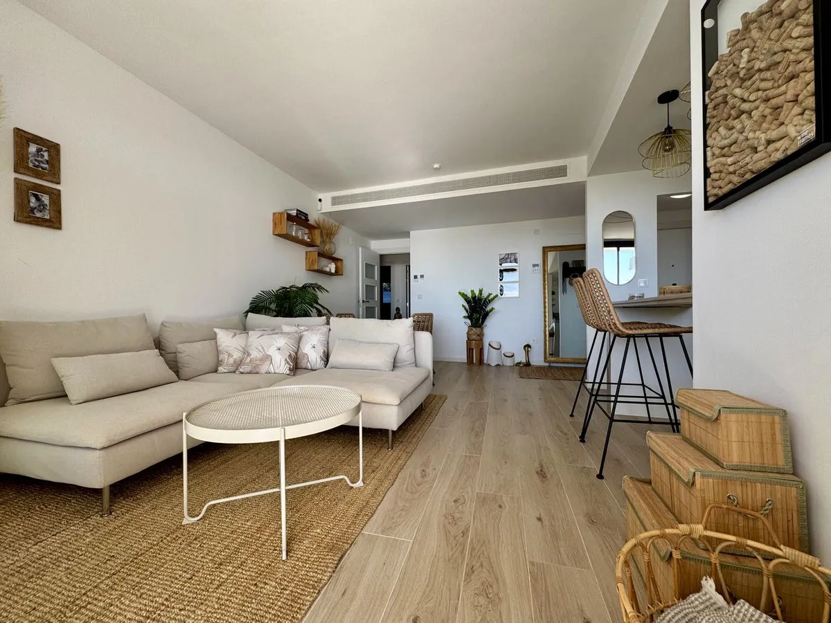 644b858b-14c9-4f21-97fa-c78554d61f7d