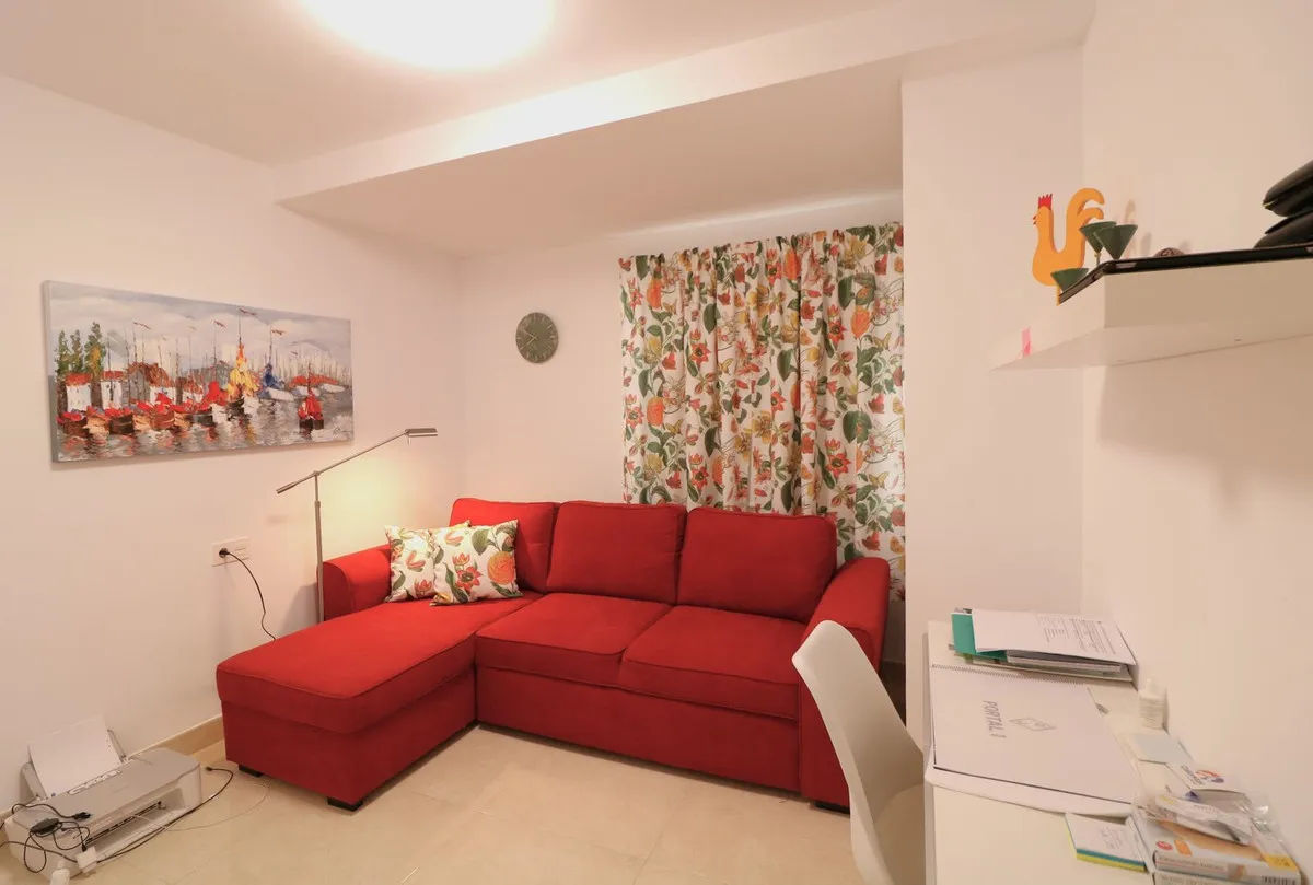 67cb78e2-f98b-4b1d-940e-476b5fcbf443