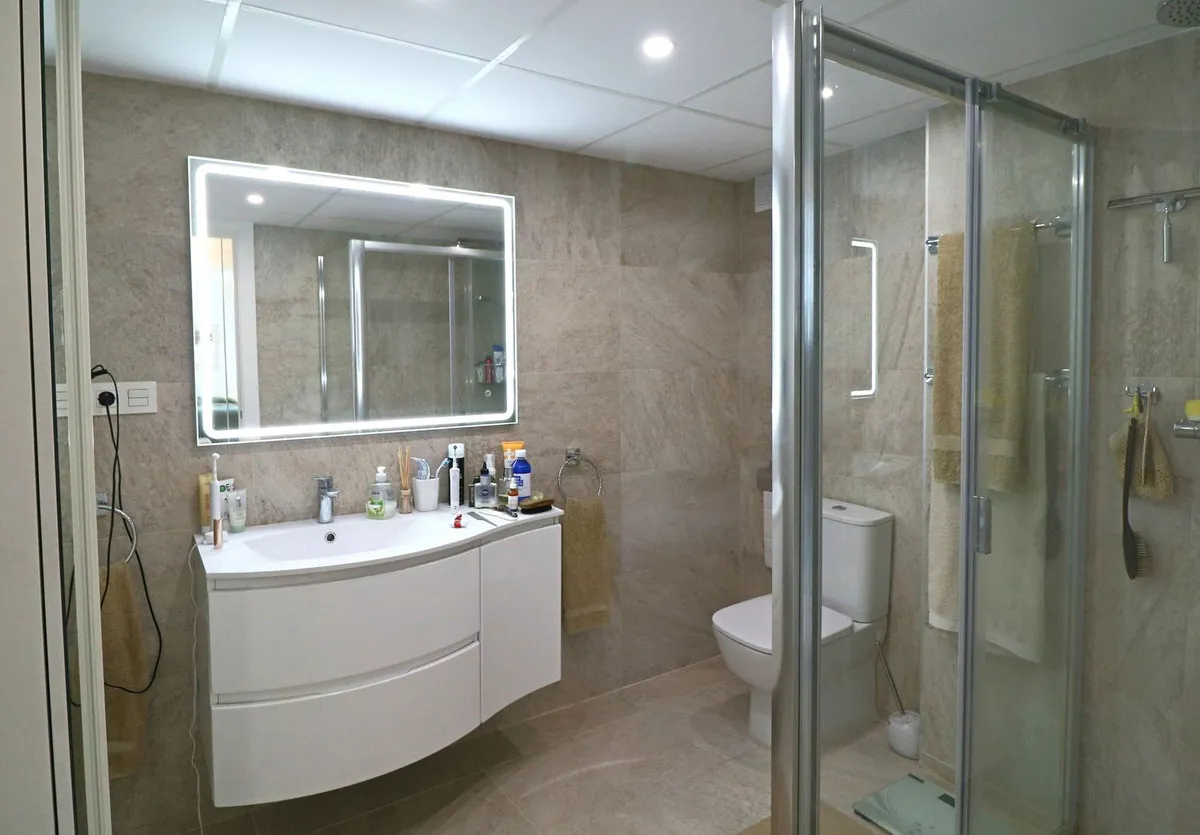 e1ad0686-feea-429b-8242-4180c2176913