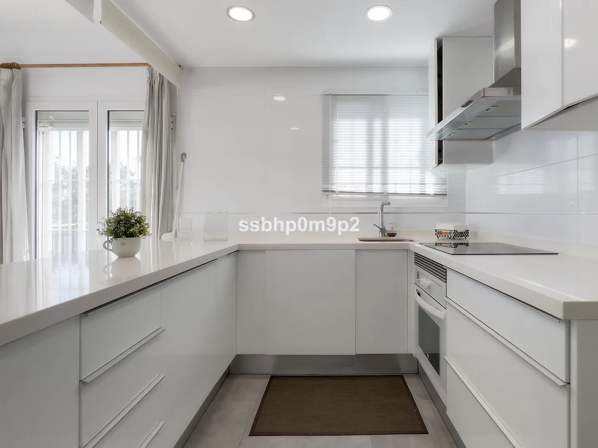 61bcbf3f-c0c3-443e-b91a-fba567eff924