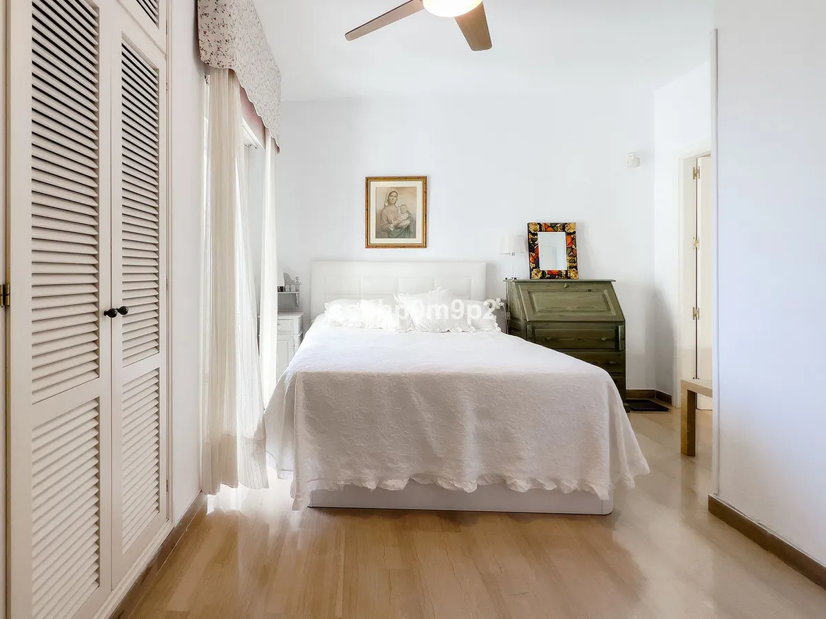 994041eb-af8d-45d7-bf50-c4c8dbc54a58