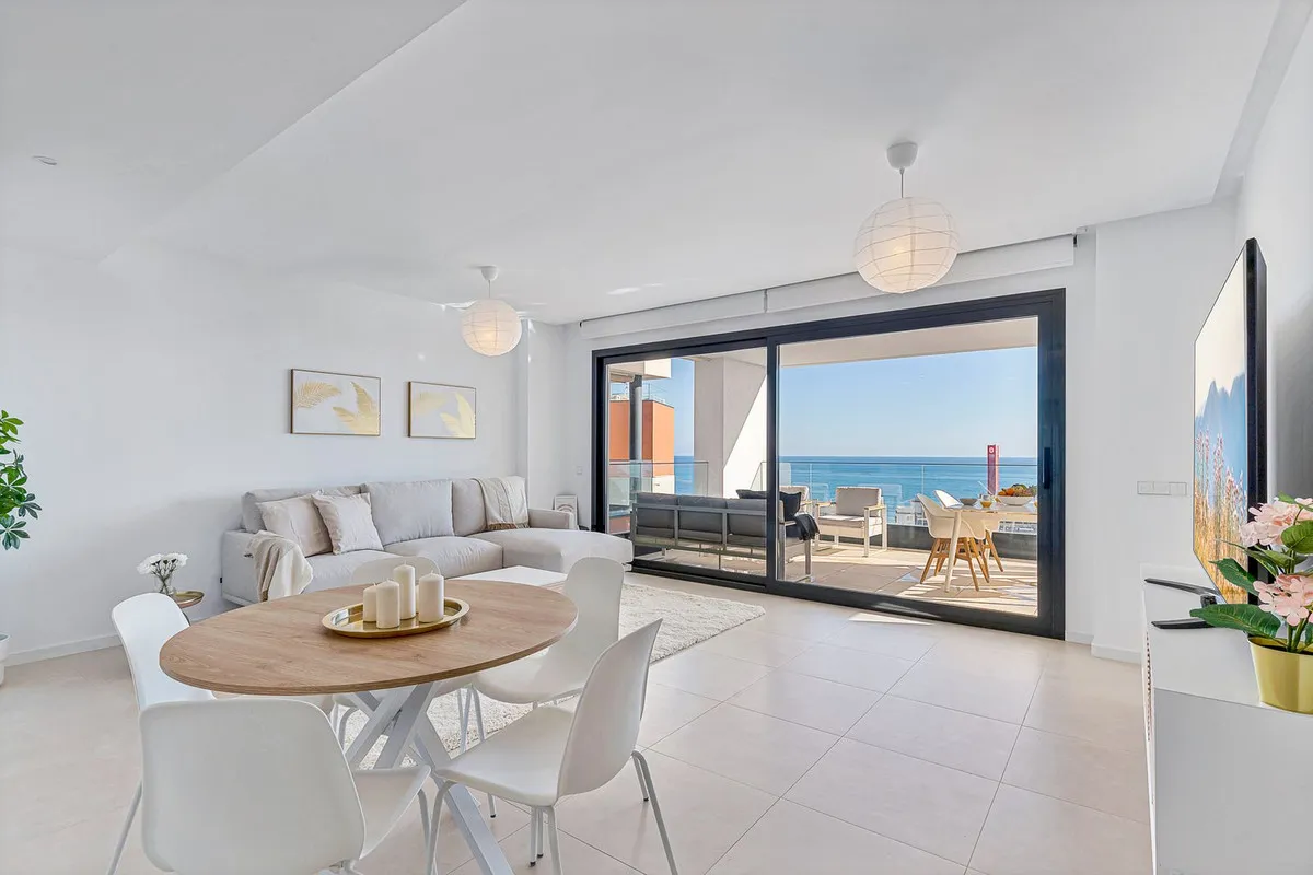 13b04c0e-34b3-4f32-b0ca-37047266c659