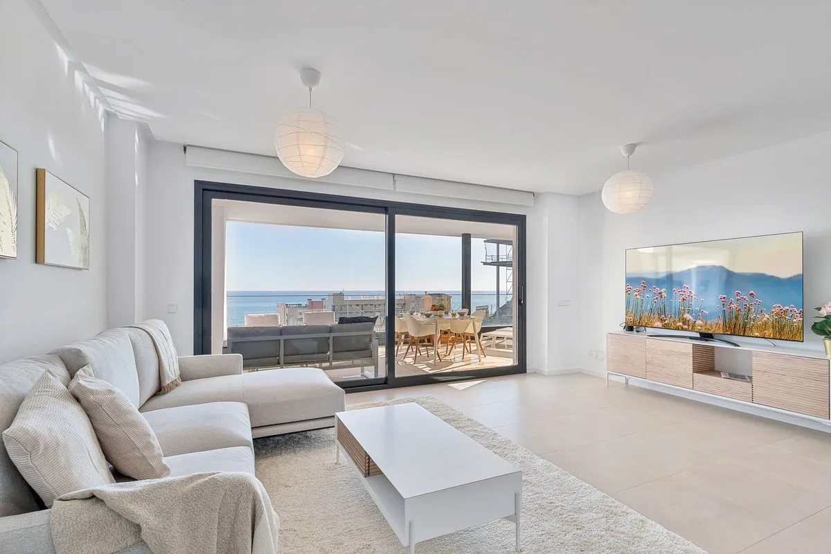 5f110b98-386b-4734-b05e-113a52af885f