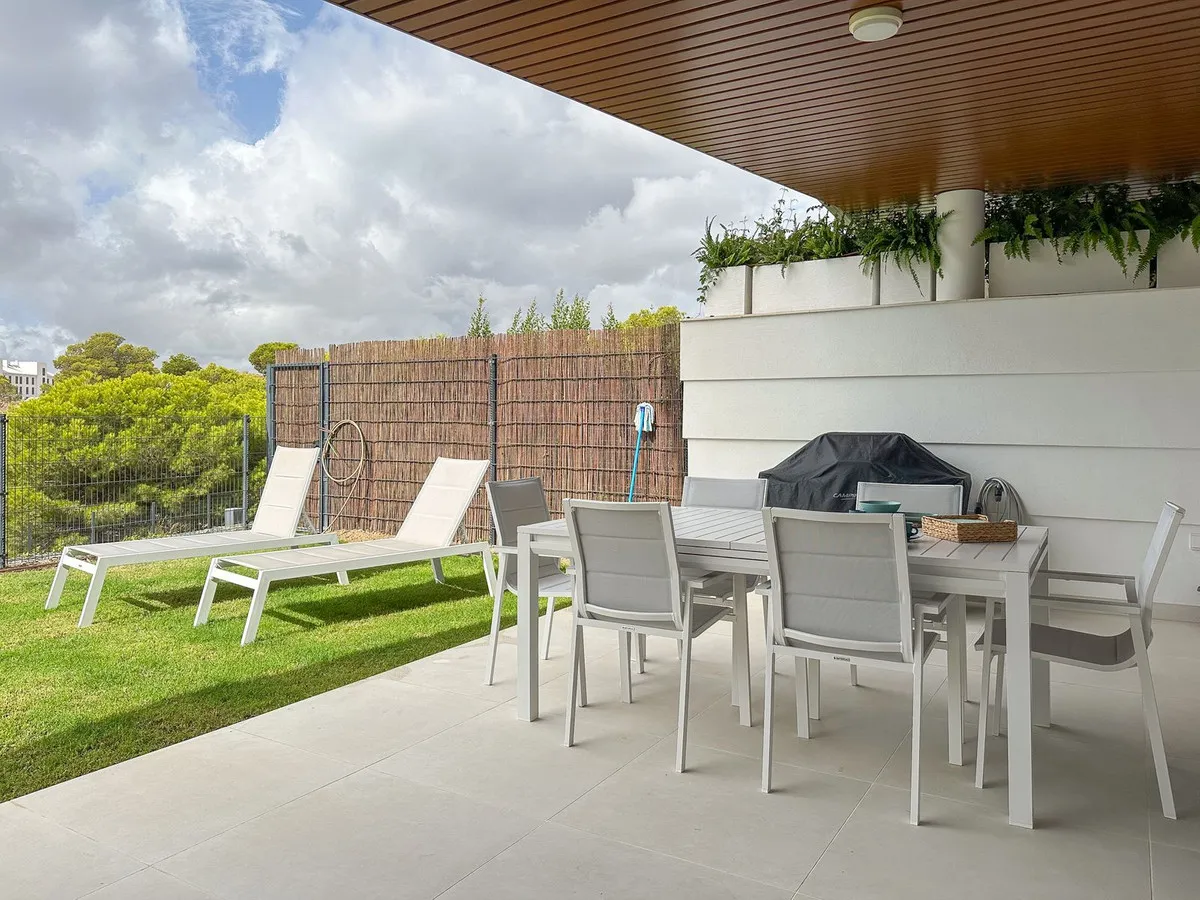 00f4afe7-4f43-4454-a051-722cddd1d392