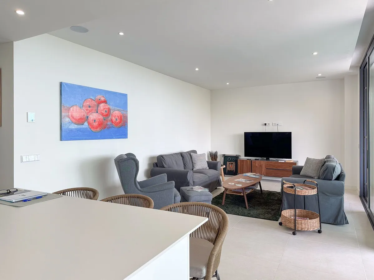 27f39152-8154-4503-bb70-96ab388cd98c