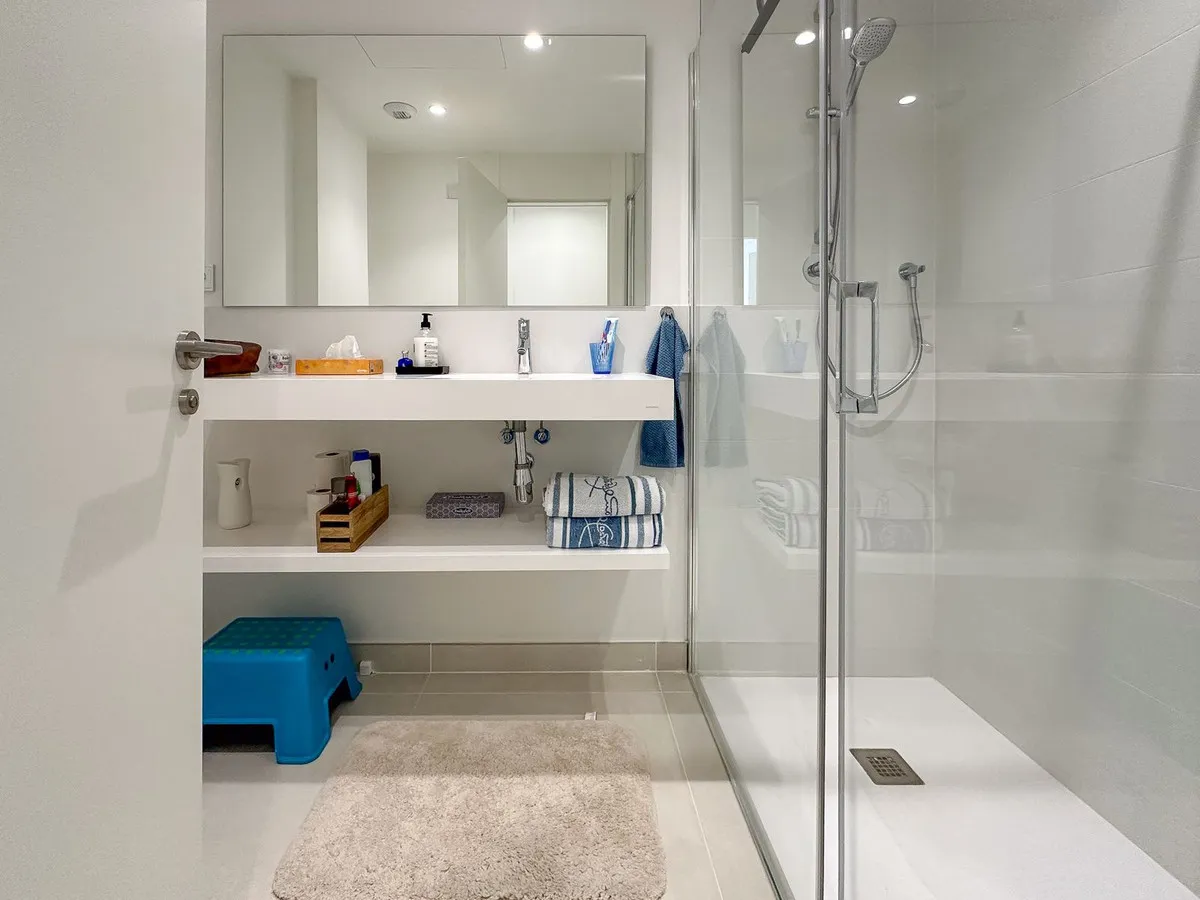 721c83df-940b-46aa-a0dd-83a5dcd32c95