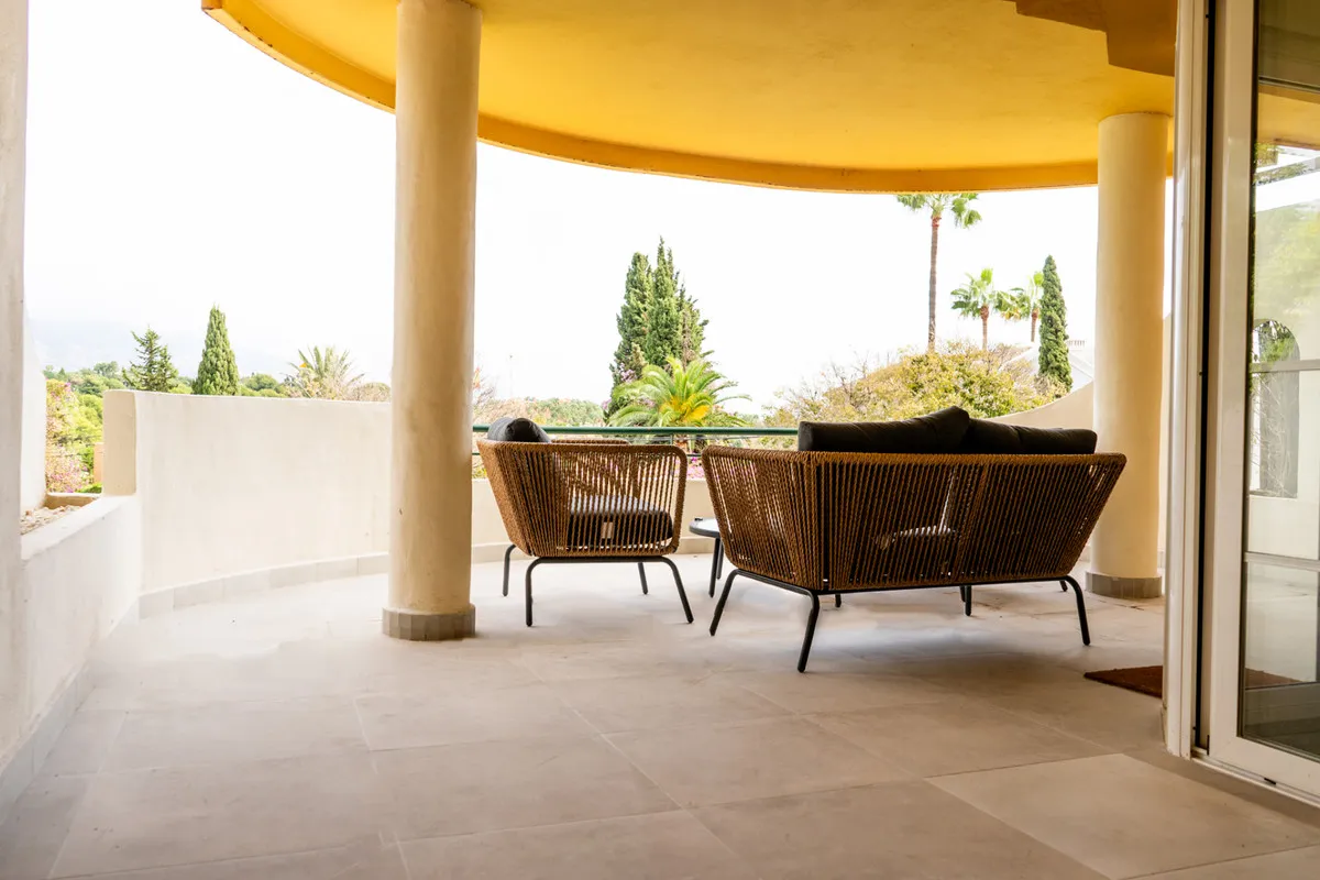 2070af78-bac4-4772-8bc3-d949559c4a5f