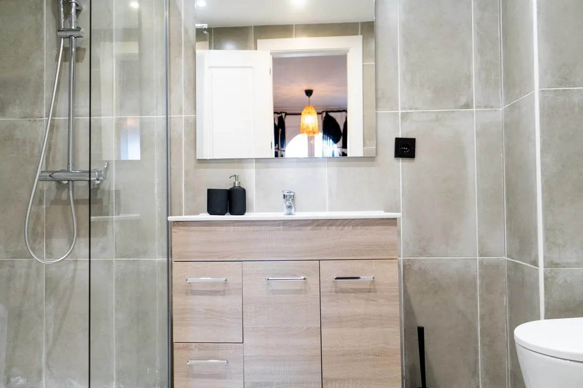 84f59c9e-0f5f-4dac-96d0-a741292853d3