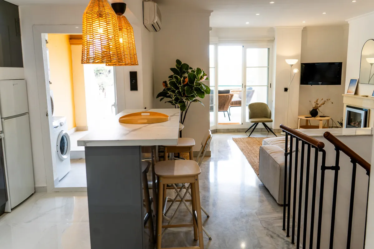 8caaeda6-883a-463a-8bc4-0aa3de8a89e9