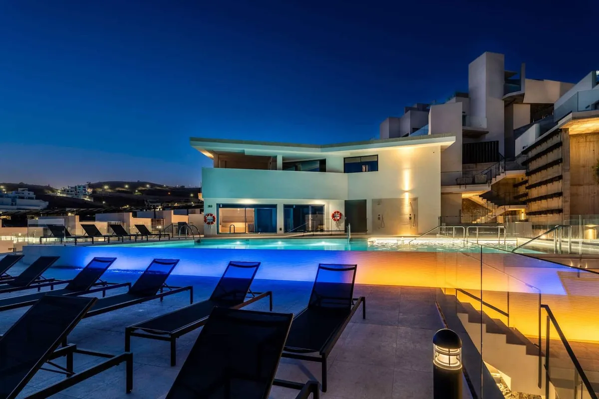 08de6663-a802-4deb-8d8a-77d0b233d9df