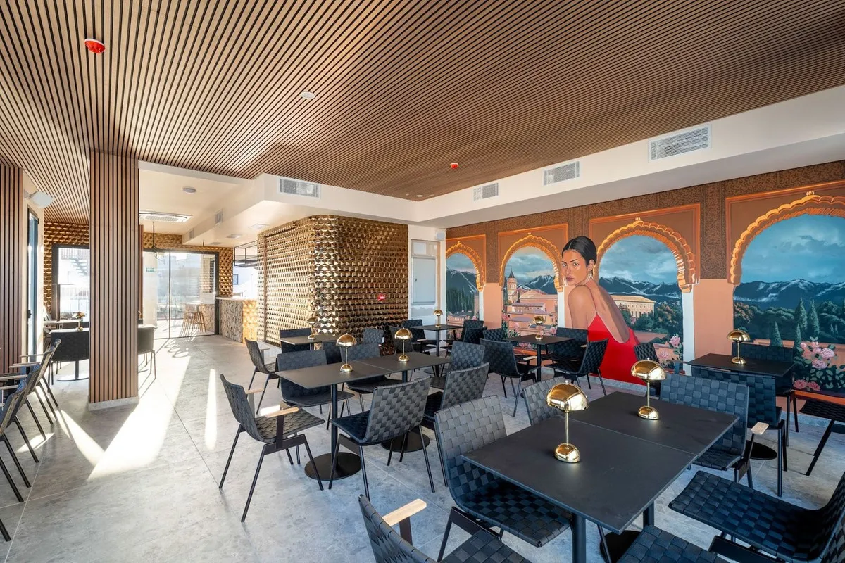 615e5d67-83ef-480a-bca6-4ecd562f5c9c