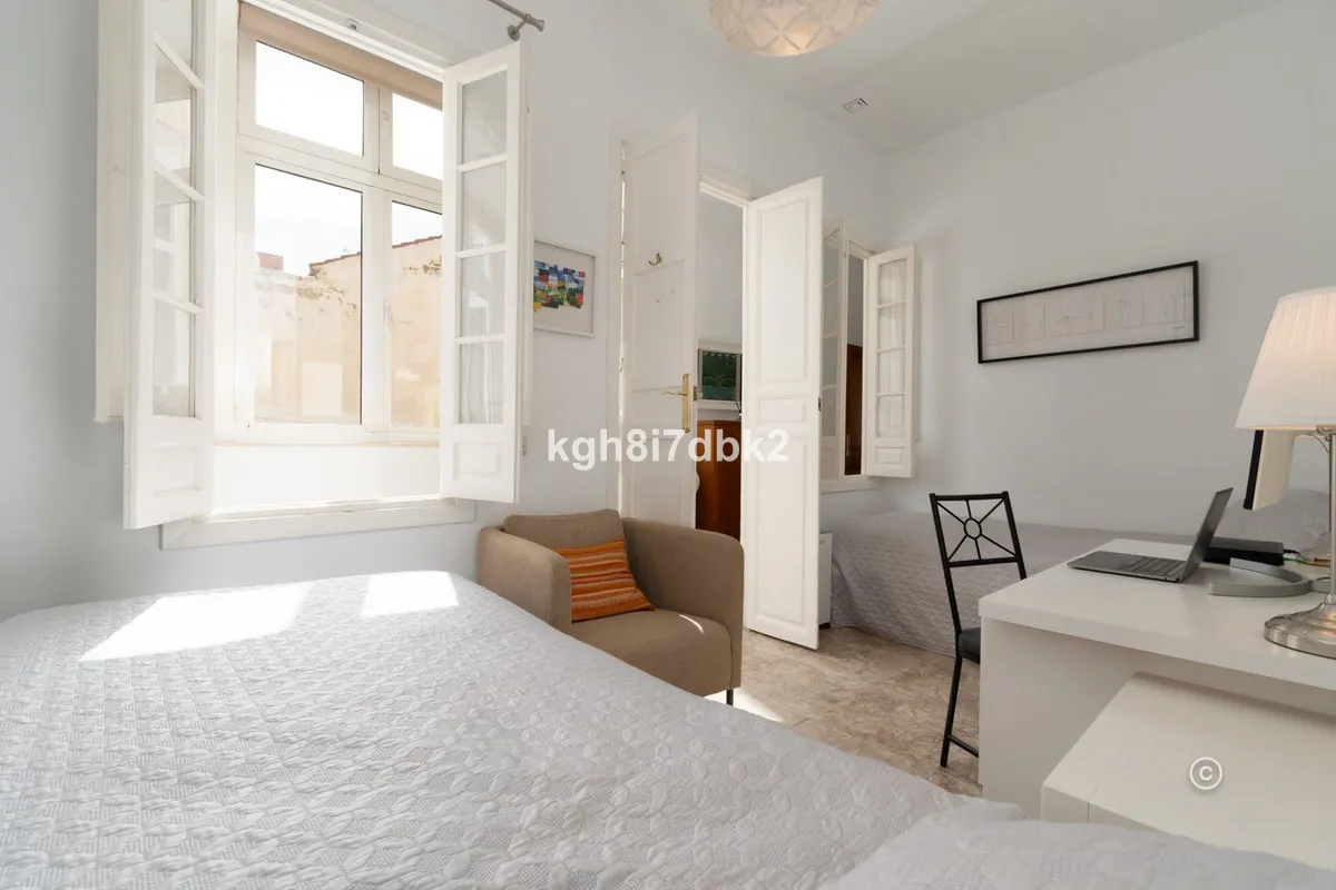 4ab31ad8-9f15-44c5-8912-7d6775a556db