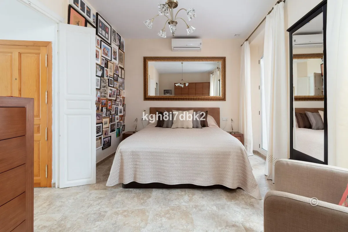 97774704-408e-4596-9bb0-130988a3820e