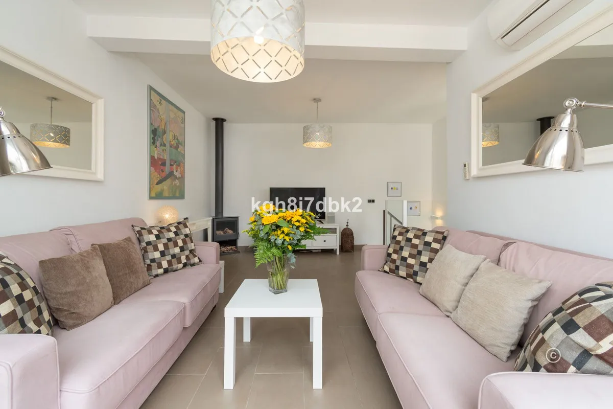 b891a679-a896-46a1-9fbf-4aaa1432b4db