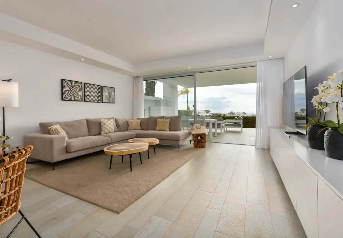 1f5c8e0f-2805-4571-abf2-59d7a9796b2d