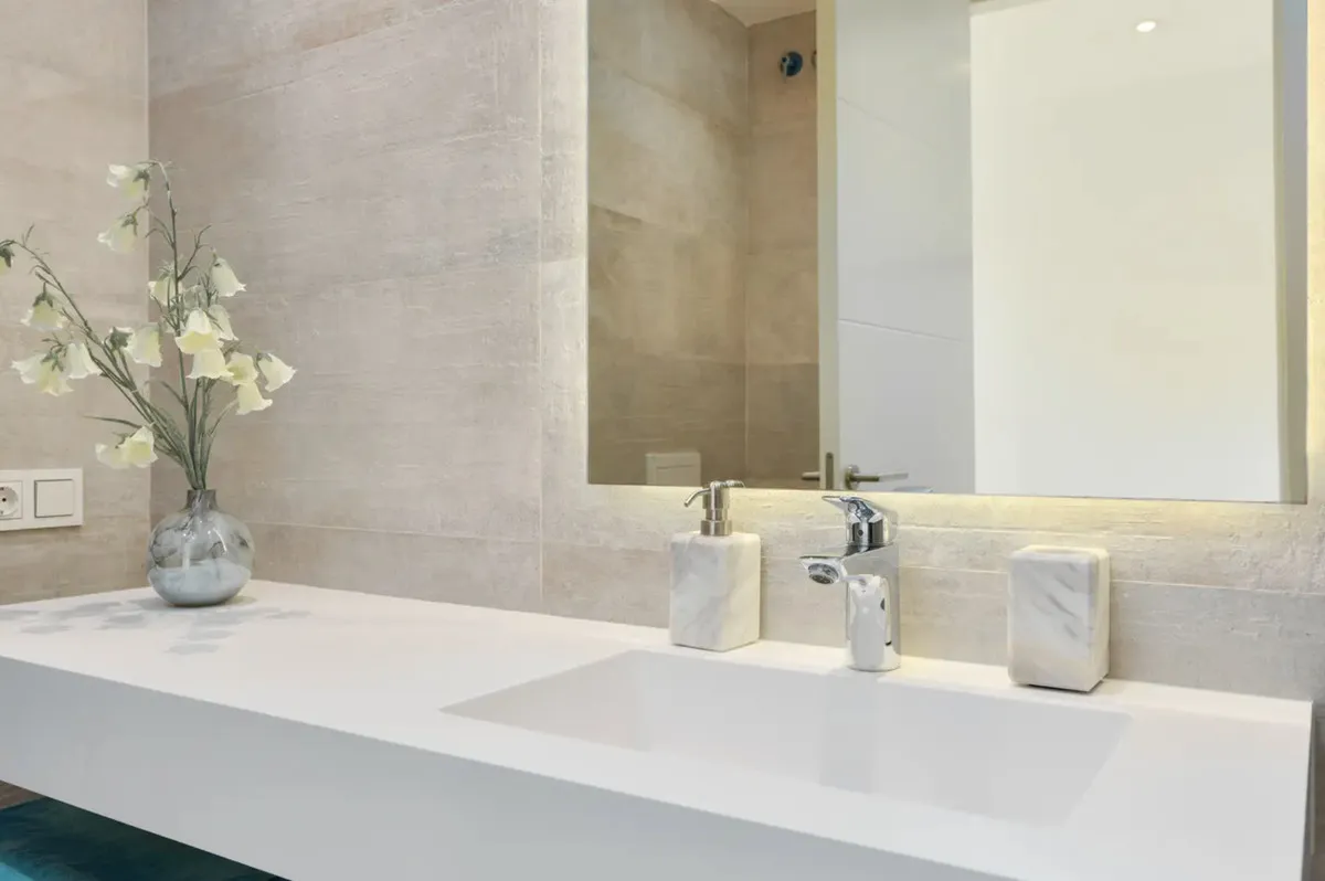 290f270c-f893-42db-a221-ec0cc30ee39c