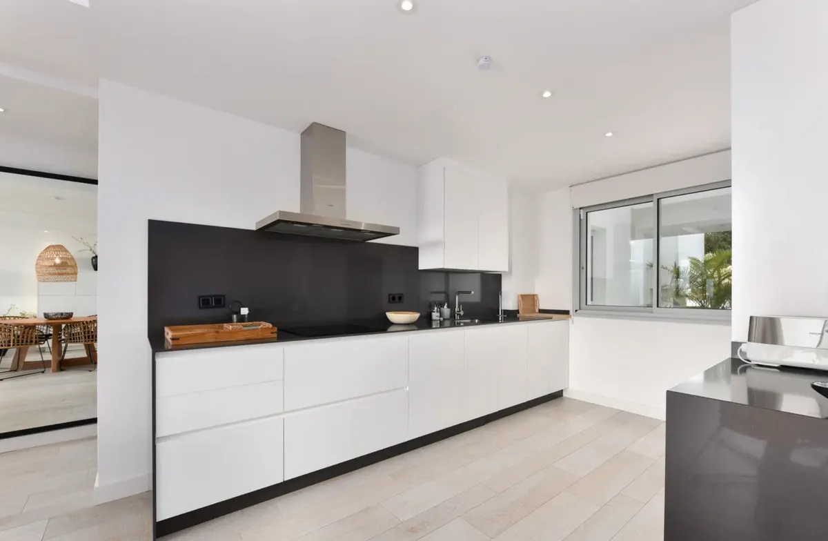 4f2df0f9-568f-4df4-84f9-95d25eb6d955