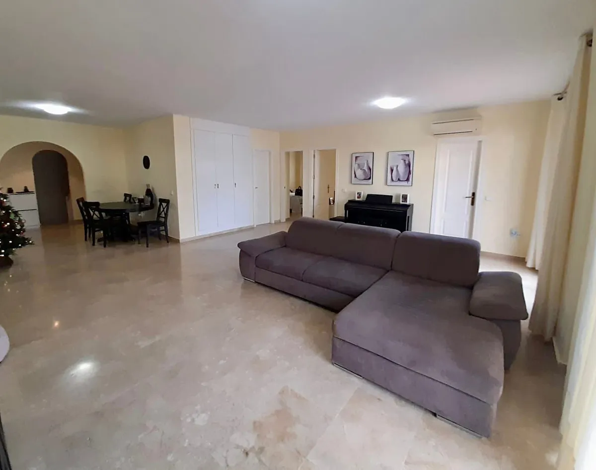 5ebd725b-b545-4700-90a6-398ca48f76d2