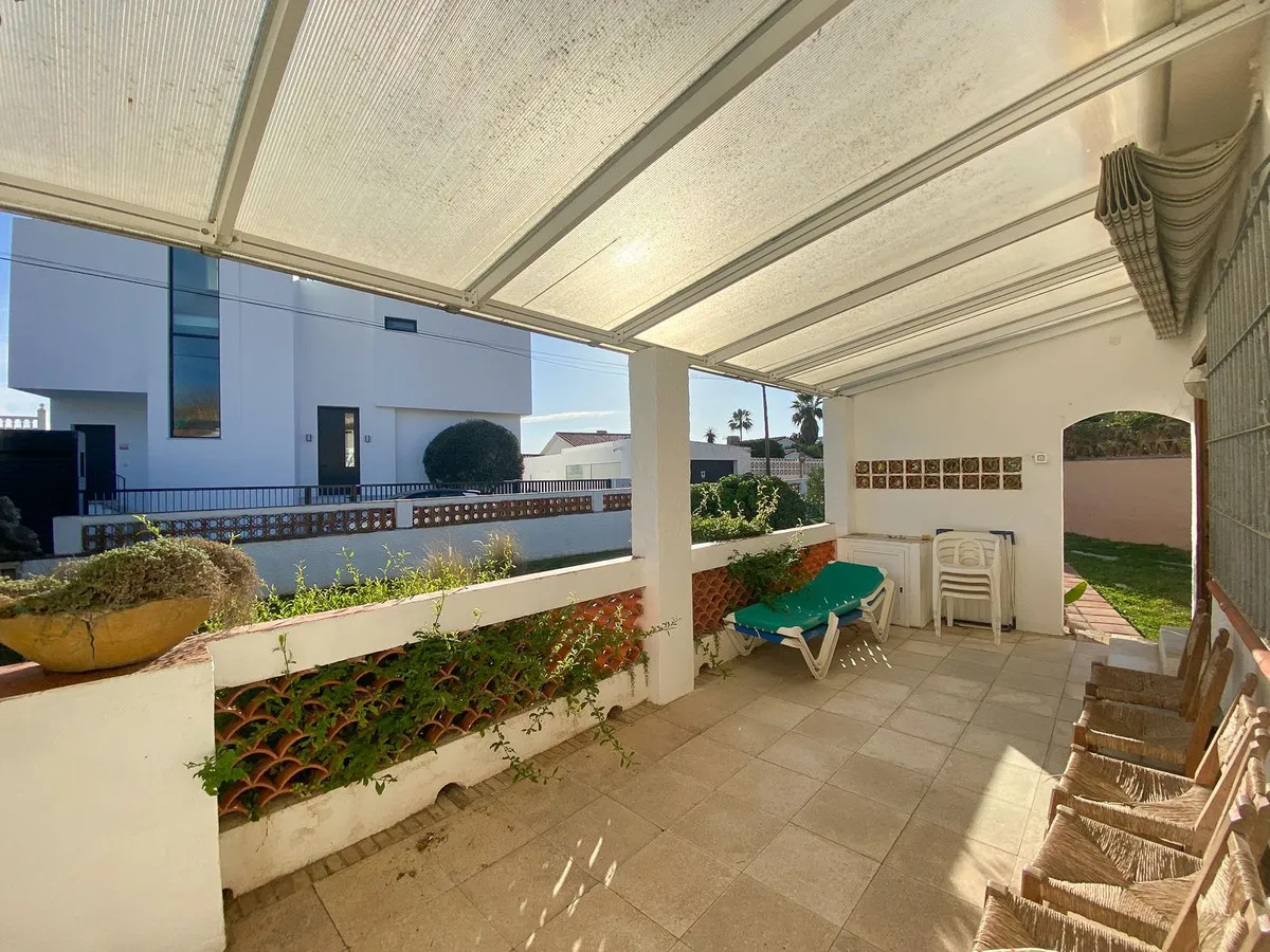 28598642-d1ca-4fca-9778-de0baca4fc1e