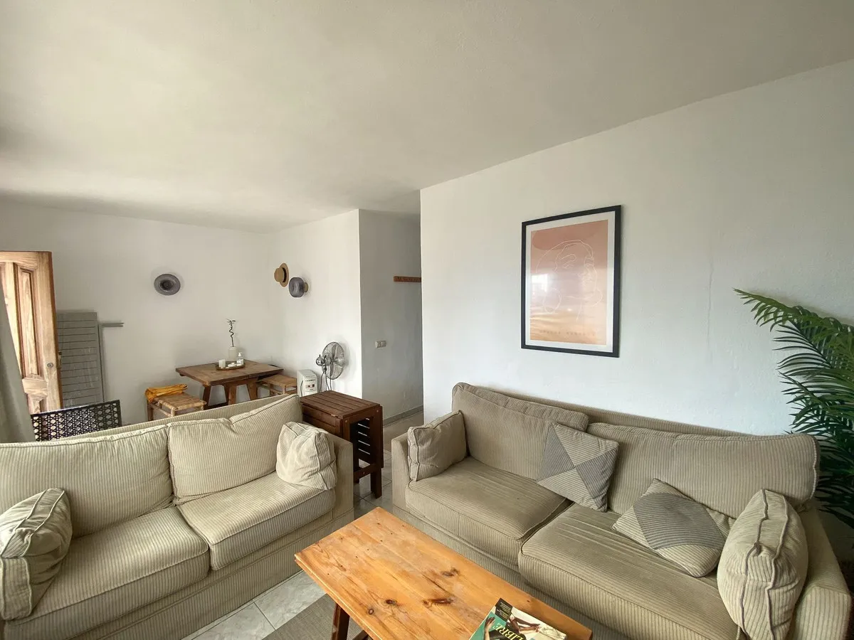 dd77a905-df86-4c6e-a76b-2b14cd80f98b