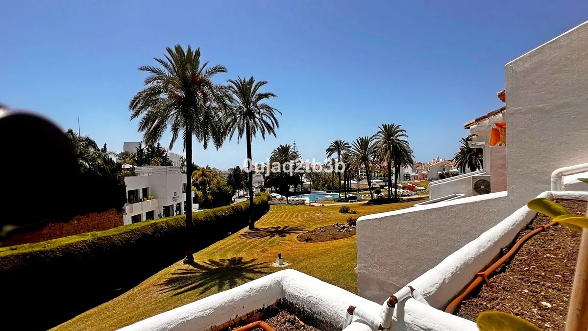 6030f6fc-e702-4d92-b892-c7ded22d1708