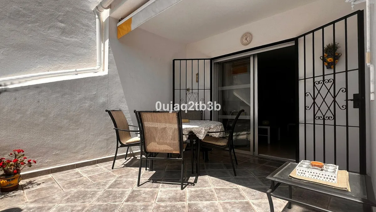 65b6e5f6-f8e3-42ec-b449-3daa5ff25251