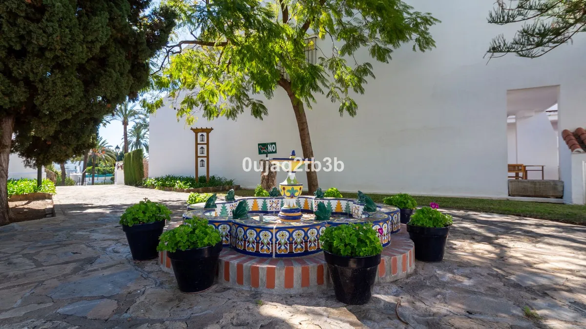 7bc3badd-a448-4c41-9d77-ffd526cd87cf