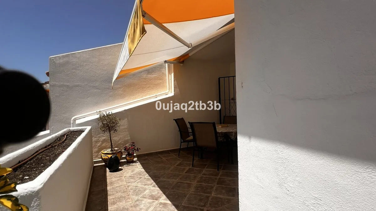 a0240352-1ef0-4d4c-9a96-f5deaf86016b