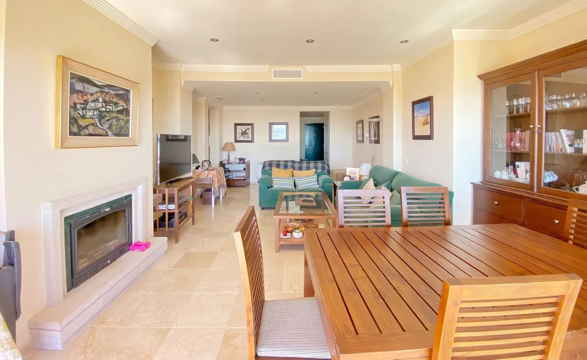 0dbb8cf0-f374-4a24-903c-d58843af6fd5