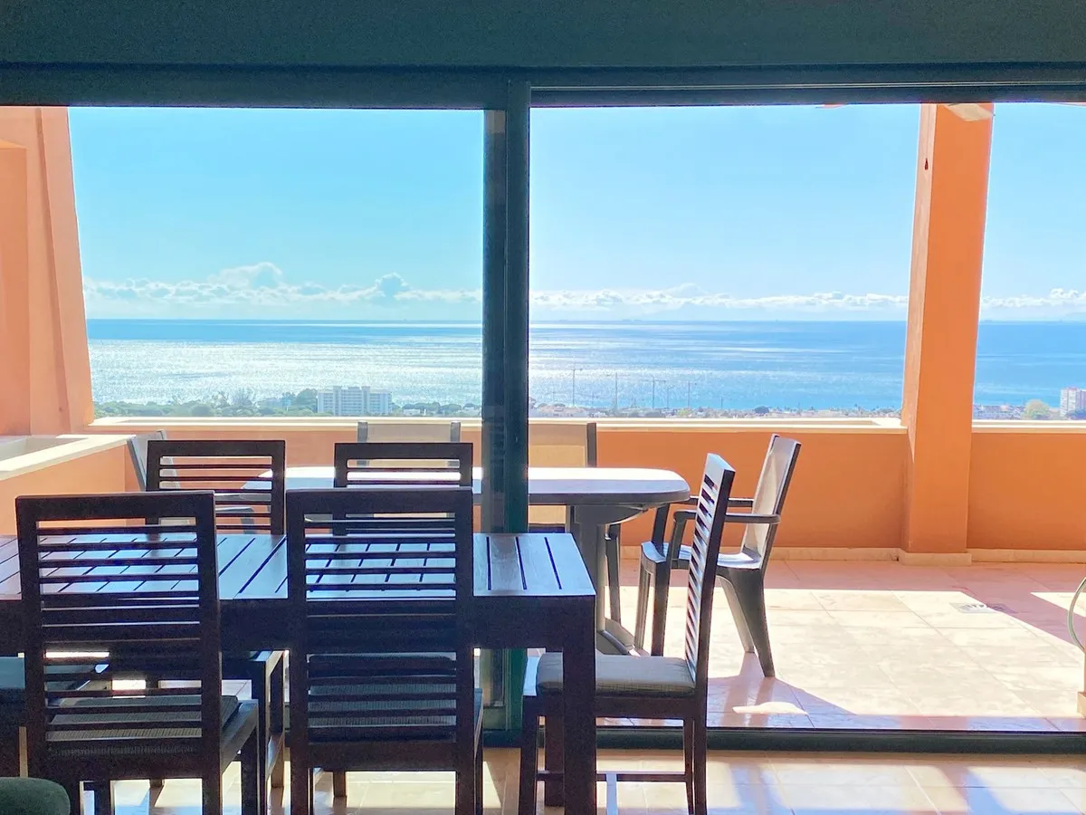 1f832f21-6b50-41bc-a809-817d0d0947d9