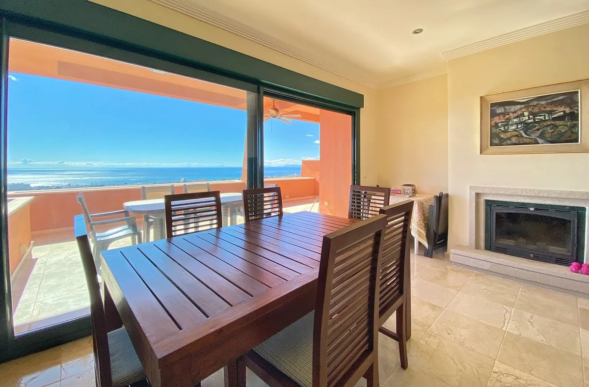 ccd71595-fb5e-4571-adbd-00902f613f11