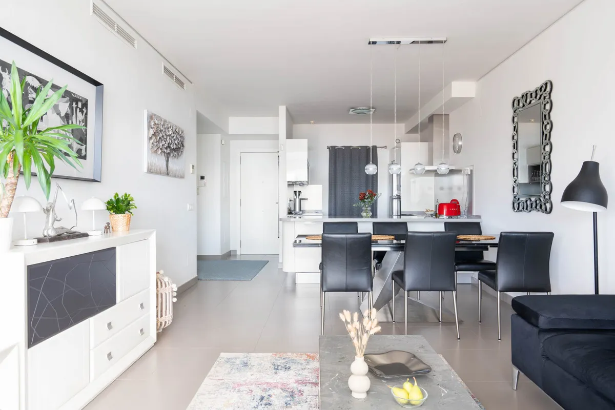 0e04fbea-0553-448e-876a-4f74404399d7