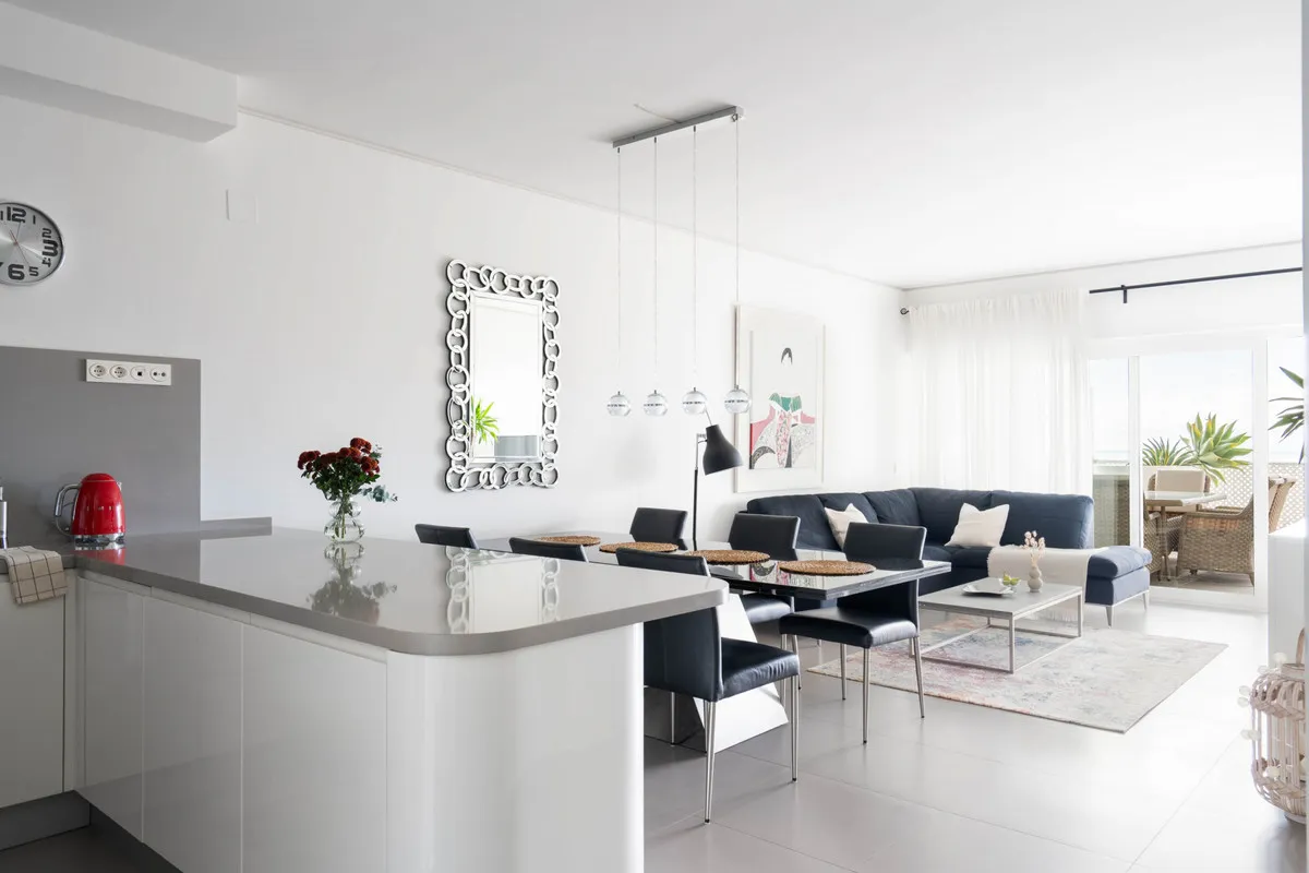 6c7c9890-8e41-4592-9638-d664b1d50d4e