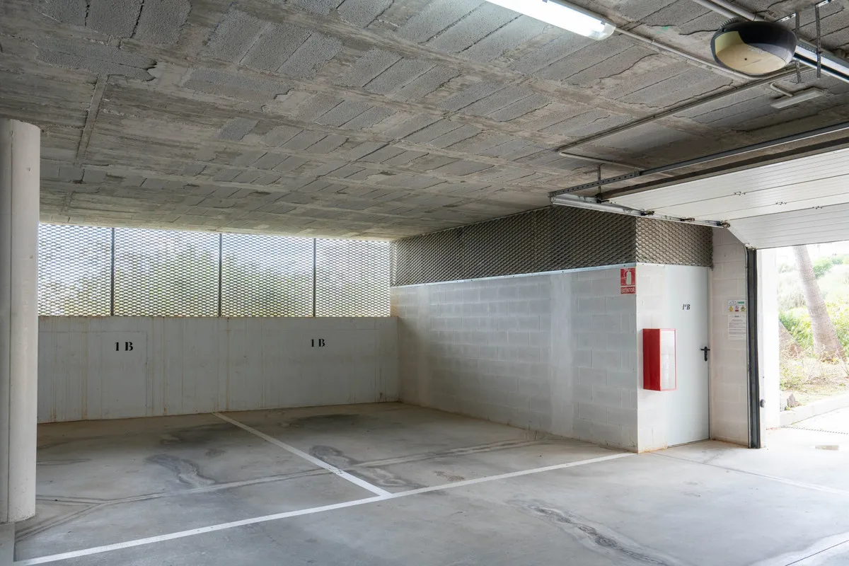 aa9efc69-2444-424e-809b-1b25de49a1a2