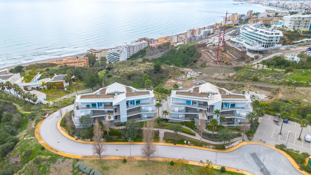 f5e41c1c-13ed-4f67-9e3d-913af7e17222