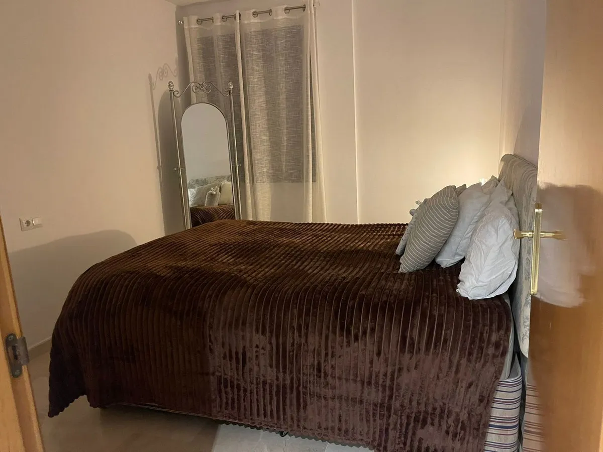 98f8a8de-9657-4e79-9768-27cdf54ba5dc