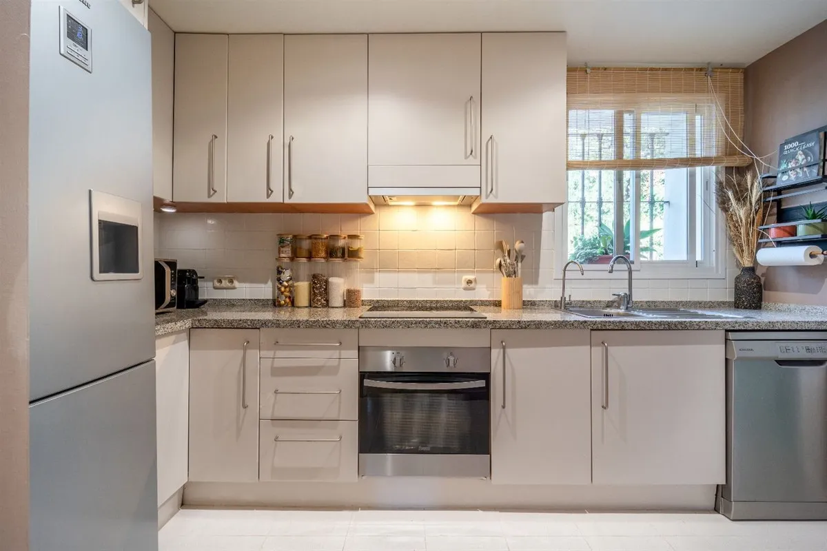 167dc8e2-0593-4da0-87ce-ae2df5f5353c