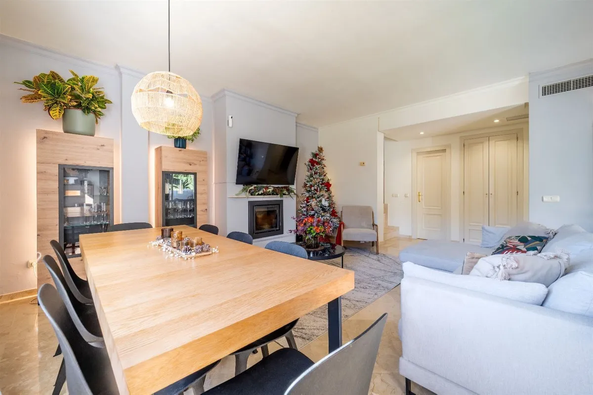 6cbd9e9f-2d35-4a91-a068-870e765a6263