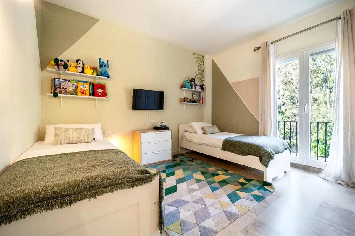 903af23c-95da-4e9b-bd42-d2eaebddbfbb