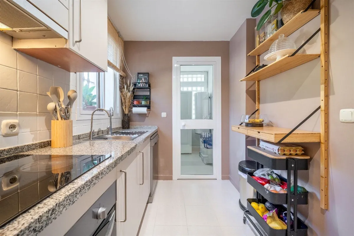 ef9d2e0b-43d1-4b66-a11f-d0454975ef05