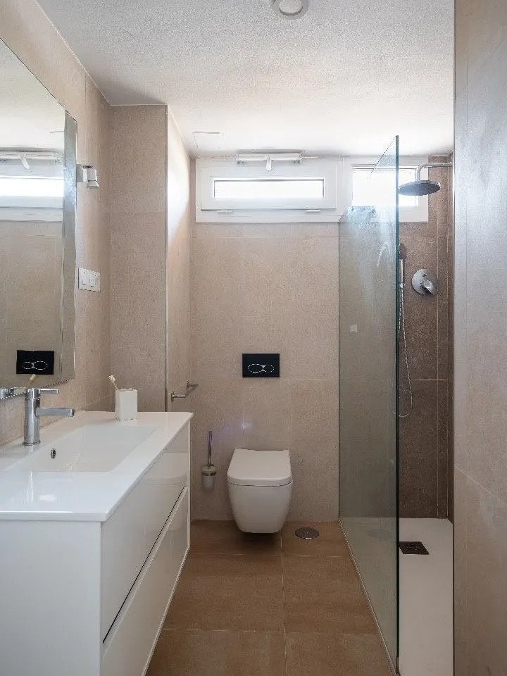 1d5b93a9-1dab-45ac-befc-8a3de3e100bc