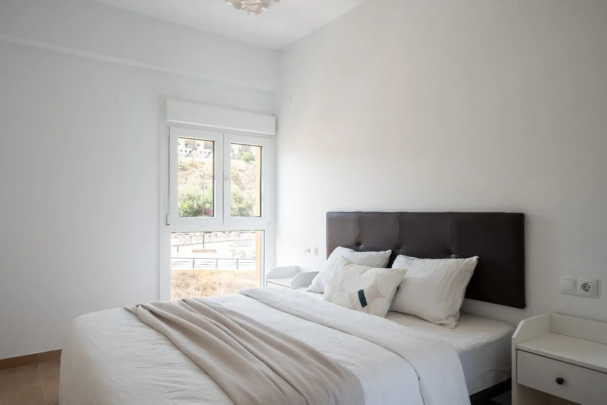 d2f49397-a4e0-4b9e-b05d-d25b1aa46474