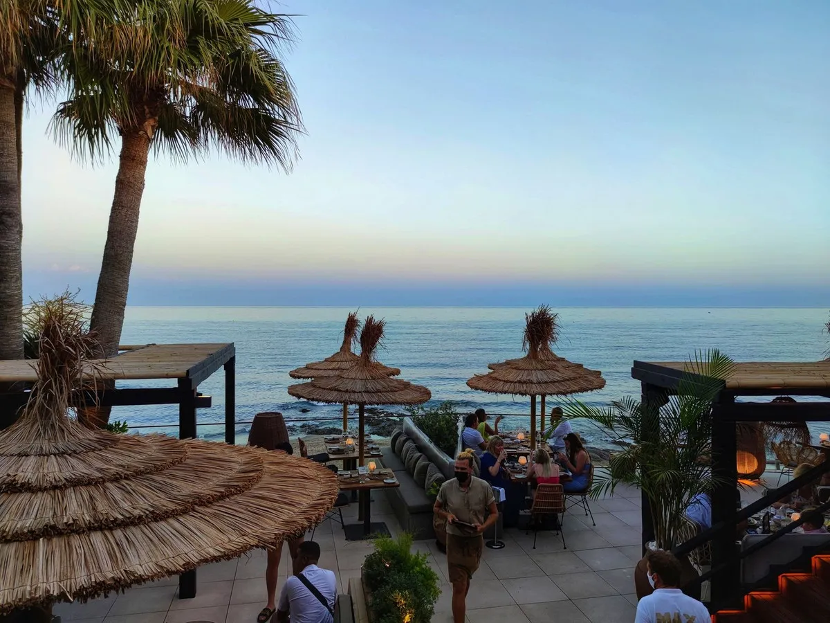 3ce75662-da48-4136-a17e-7387b16d44ca