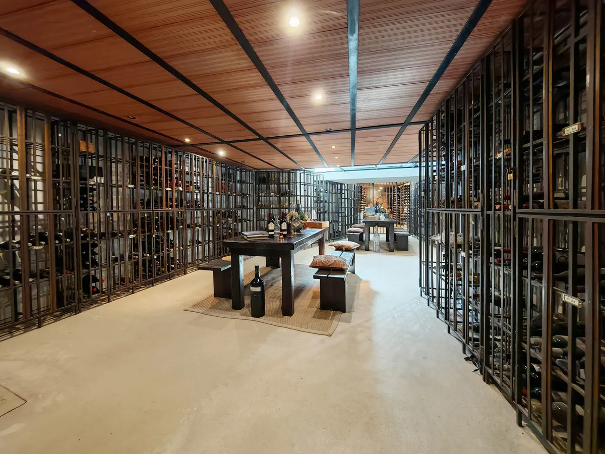 b5e2ab3d-8a66-4dc6-b1fd-2ba9340bc022