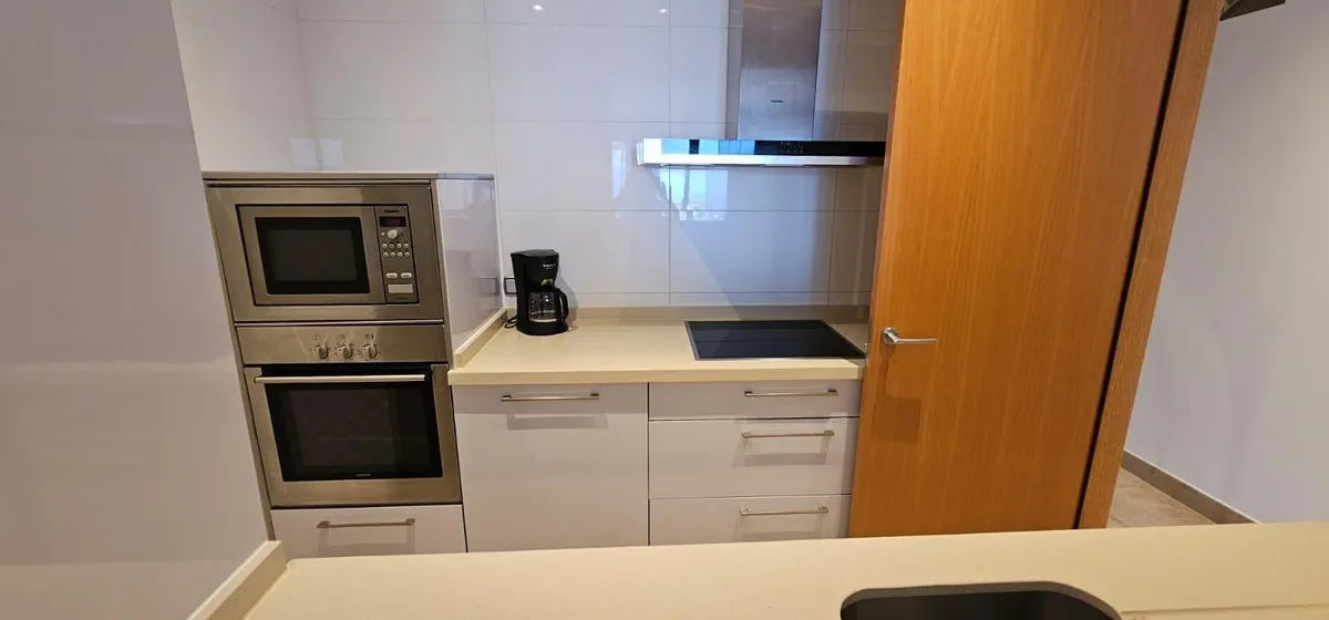 63fe6376-d085-4927-8723-a3f5cfb3a17b