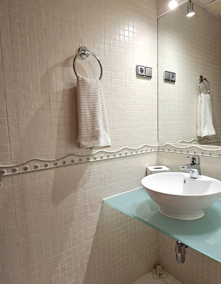 e3d80ebd-e6bb-4c18-b7e9-8eb834e0ecca