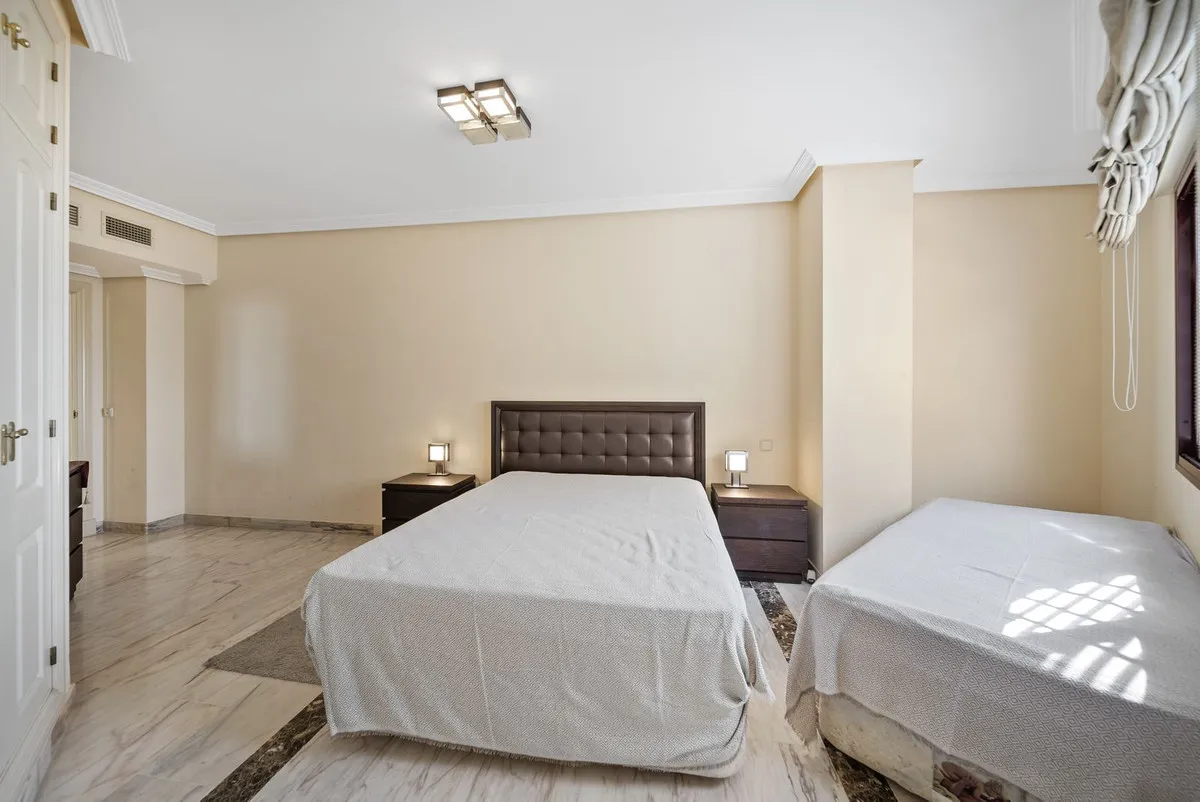 092e72f0-13a3-4000-886a-799239ccb50c