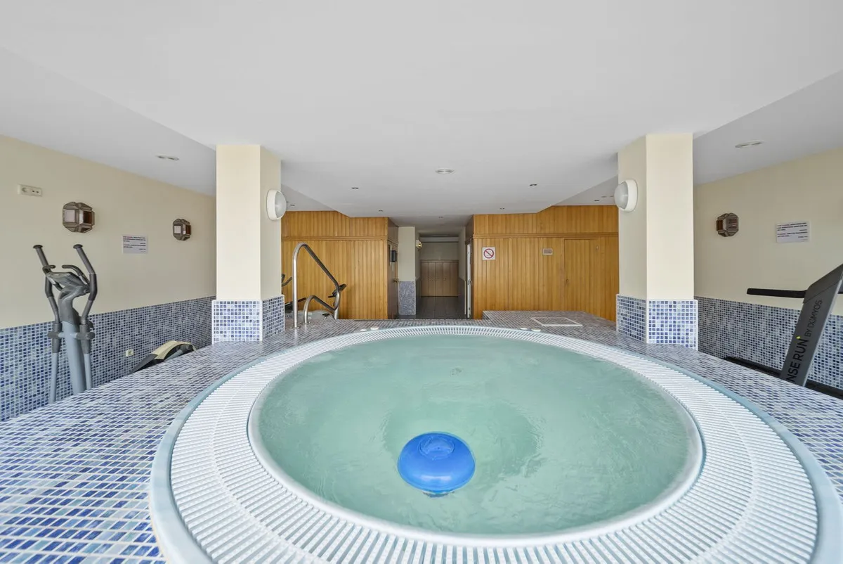 49d3983e-d818-4898-8b96-1c1f50f2405f